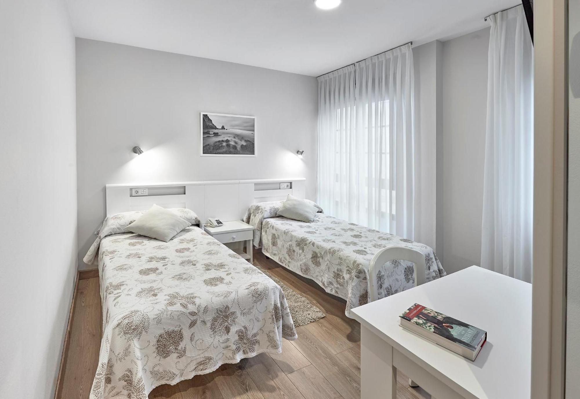 Hotel Rico Luarca Buitenkant foto